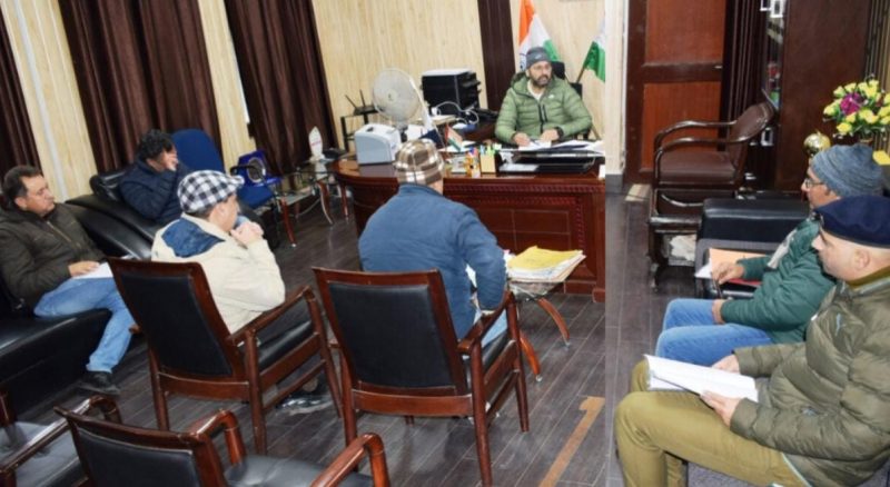 DC Doda finalises activities for 13th National Voters Day, Republic Day 2023