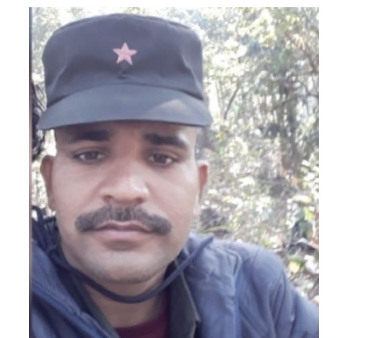Naxal commander, accused of killing 48 policemen in Jharkhand and Bihar, surrenders