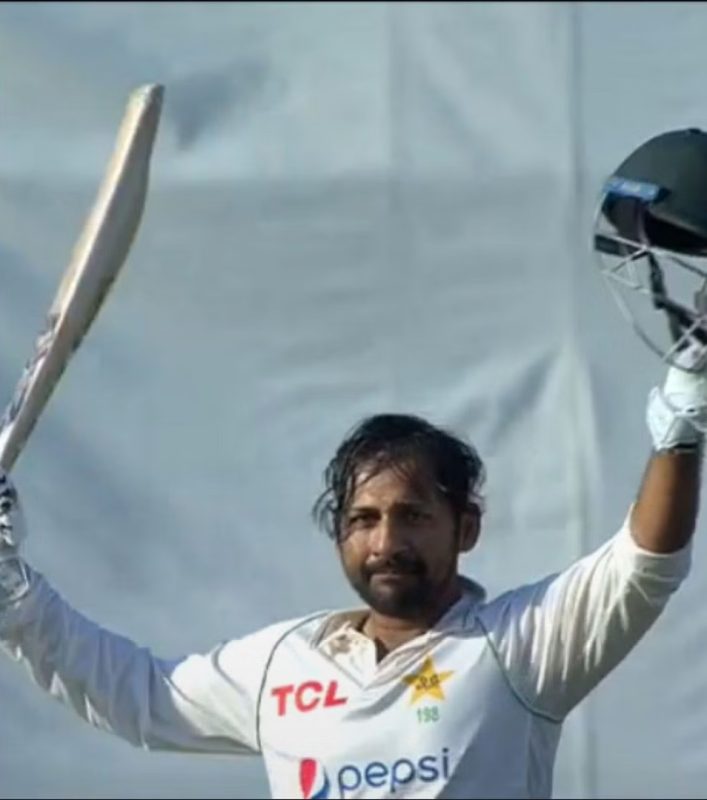 Sarfaraz Ahmed's ton helps Pakistan draw second Test