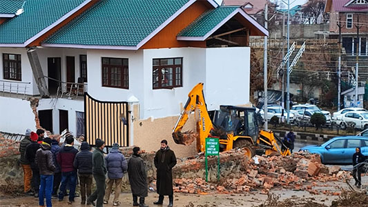 Structure Raised Allegedly By Sagar’s Wife Demolished At Humhama