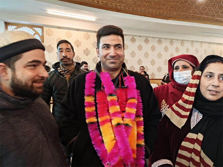 Adv Altaf Lone elected as new president Municipal Council Ganderbal Defeats his opponent by a margin of 7 votes Raja Syed Rather