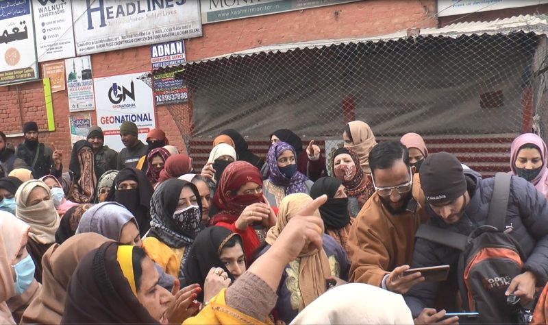 Hundreds of Anganwadi workers and helpers from the Integrated Child Development Services (ICDS) scheme marched in protest to the new HR policy.