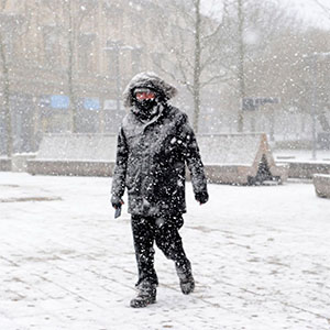 Dry weather forecast in next 24 hours, widespread snow for subsequent 2 days in J&K Mercury drops at most places in J&K,