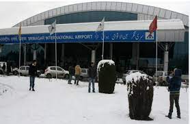 Air traffic resumes, highway reopens after snowfall in Kashmir