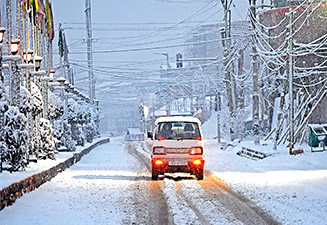 Gulmarg receives 5cm snowfall, light rains in plains in J&K