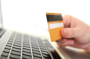 Online 'girlfriend' dupes Delhi man of Rs 1.5 lakh