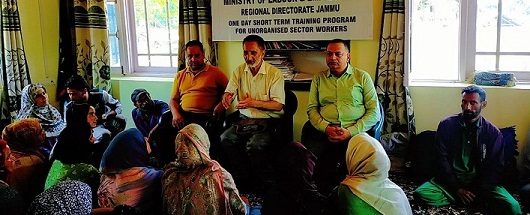 one day short term training programme was organized for unorganisedsector workers at Kawpora Bandipora