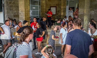 Locals, tourists flee wildfire on Greece’s Rhodes island