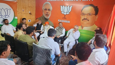 Tarun Chugh holds Review Meeting at Party Headquarters in Srinagar