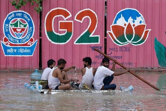 New Delhi races to open jammed flood gates as river surge halts India’s capital