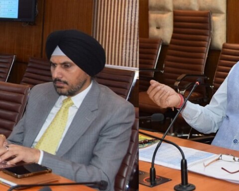 Advisor Bhatnagar reviews performance, functioning of JKHC, JKHDC
