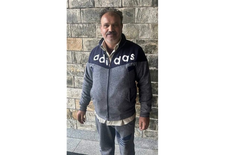 Pulwama Police arrests an absconder evading his arrest from decades