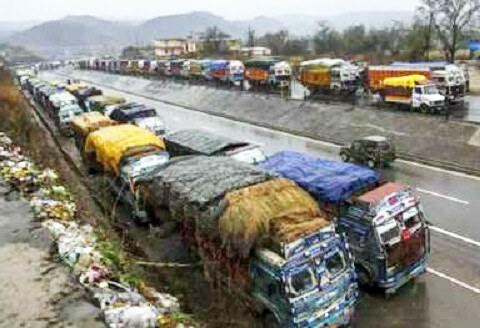 Srinagar-Jammu highway, other major roads closed amid inclement weather