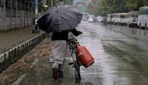 Parts of J&K receive rainfall amid forecast for more today, tomorrow