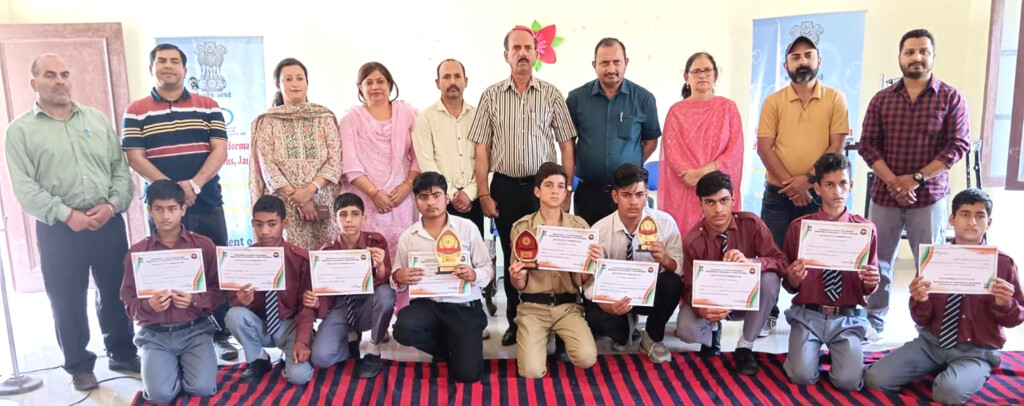 DIPR hosts Symposium on Nasha Mukt Bharat at GBHSS Reasi