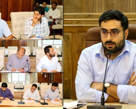 DC Srinagar reviews status of works undertaken under District Mineral Fund (PMKKKY Scheme).