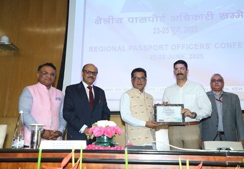 Jammu & Kashmir Police Honoured with National Recognition for Outstanding Passport Verification Performance.
