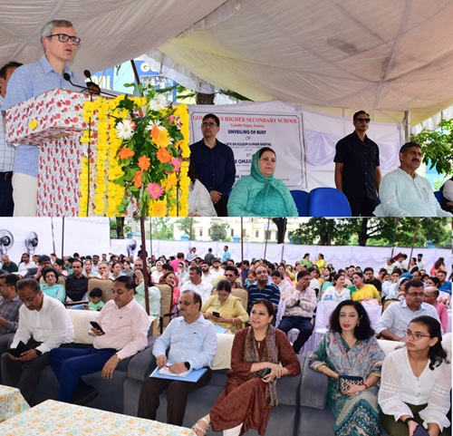 JAMMU, JULY 16: Chief Minister Omar Abdullah today unveiled the statue of Late Principal Kuldeep Kumar Badyal at Government Gandhi Nagar Boys Higher Secondary School, Jammu. The ceremony paid homage to the educator who was martyred while performing his duties. The solemn event was attended by dignitaries including senior government officials, legislators, educators besides students and the public. Chief Minister Omar Abdullah said the sacrifice of Principal Badyal will “forever remain a guiding light” for society, especially students. He added, “Our society and cultural values hold teachers in the highest regard. Badyal was steadfast in his duty when he was killed in a planned murder. His life and dedication must always light the path of students.” He also announced that the school will be renamed in the late principal’s memory, as a mark of enduring respect. “His life teaches us that one must have steadfast dedication towards one’s duty. That is a great virtue we must all inculcate. Fearless conduct of duty must be our ideal attitude,” he added. Omar Abdullah then interacted with the martyr’s family, including his children Dr. Ashima Badyal and Ashish Badyal and extended his heartfelt condolences. He remarked that Former Chief Minister Dr. Farooq Abdullah, too, would be gratified by today’s tribute to KK Badyal. Advisor to the Chief Minister, Nasir Aslam Wani and Minister for Health & Medical Education, School & Higher Education, Sakina Masood Itoo, were present at the occasion. Minister Sakina Masood Itoo stated that the ceremony was organised onthe instructions of the Chief Minister. She conveyed her shock and anguish that such a dedicated educationist could fall in the line of duty and emphasised the need to reinforce moral and social values among students. Also in attendance were Member of Parliament Jugal Kishore Sharma, along with legislators Vikram Randhawa and Dr Sajjad Shafi. MP Jugal Kishore Sharma expressed that the honour today will be a source of pride and inspiration for the Badyal family. MLA Vikram Randhawa recalled the tragic events and expressed deep sorrow while paying tribute to the late principal. Senior officers, including Secretary, School Education Department; Director, School Education; Director, Samagra Shiksha and Additional Deputy Commissioner, Jammu, were also present.