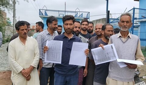 PRI Members Stage Protest Over ‘Manipulated’ Gram Sabha List