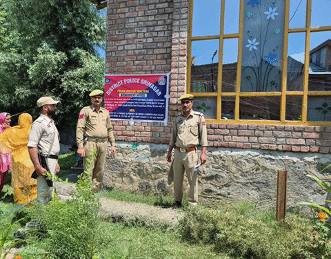 Srinagar Police Seizes Property Worth ₹1 Crore from Notorious Drug Peddler in Lawaypora