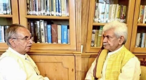 Former Cabinet Minister,Senior Apni party leader GH Hassan Mir Calls on LG sinha ,Raises key Tourism issues