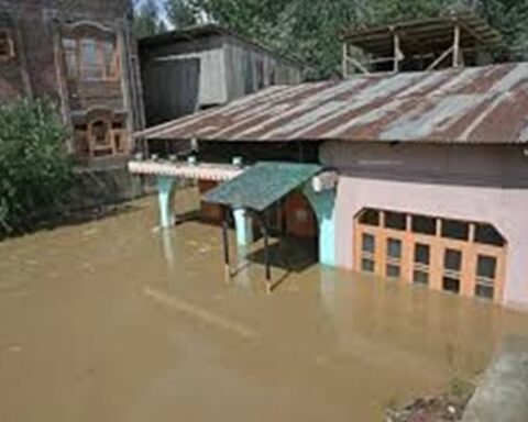 Srinagar Police warns against circulation of false flood reports on social media